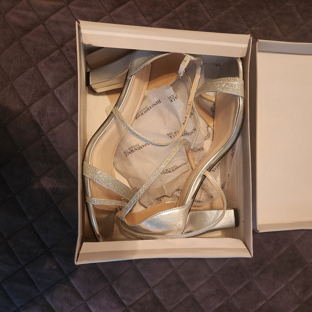 Women's Platforms - Picture 5 of 10